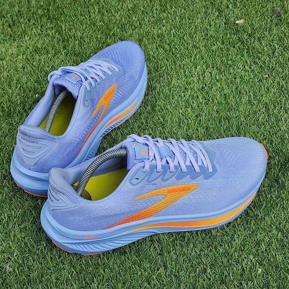 BROOKS GHOST 17 - Women's Athletic Shoes - SIZE 12B - Picture 4 of 10